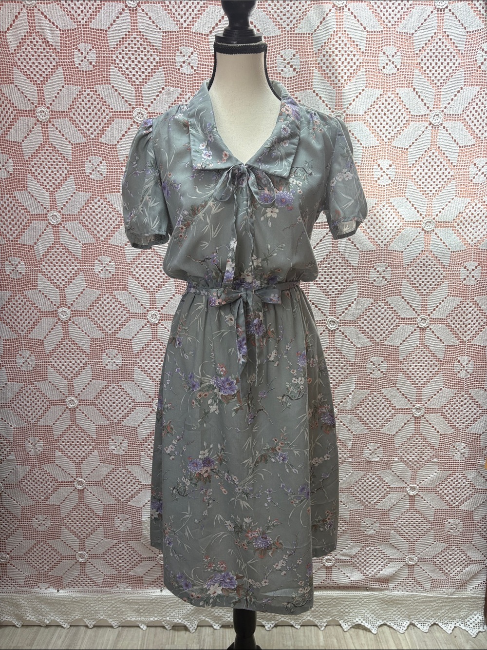 Vintage Made in Canada Floral Midi Dress Sz M